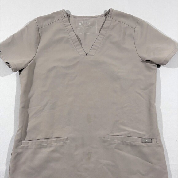 FIGS Scrub Top Womens Beige Tech Collection FW1100 Pockets Uniform V Neck Sz XXS - Picture 2 of 9